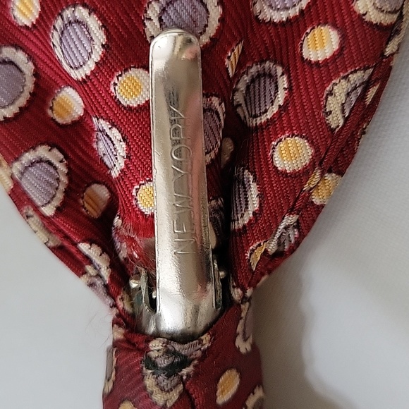 Vintage U-Clasp New York Bowtie/Bow Tie - Picture 4 of 4